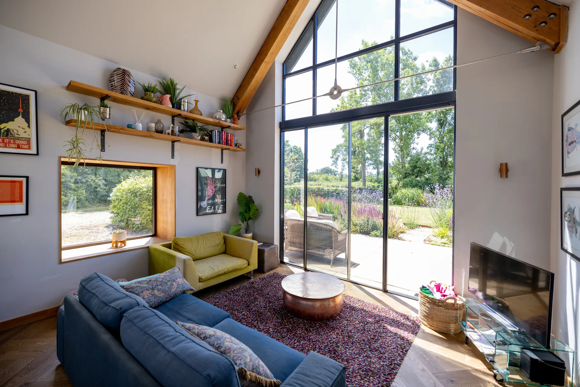 Letting property with Markham Property - image